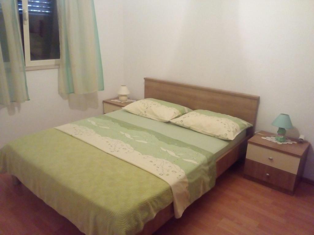 Apartment Peris 塞维德 外观 照片