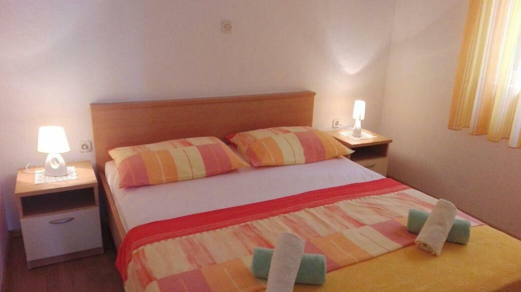 Apartment Peris 塞维德 外观 照片